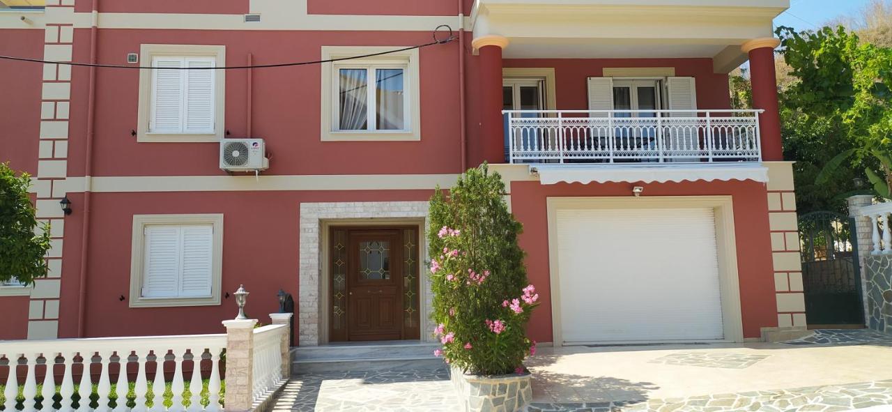 Blue Lagoon Luxury Apartment A1 Аргостолион Экстерьер фото